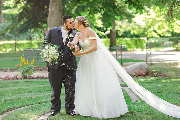 Dekoven Center Wedding - Racine Weddings - Wisconsin Wedding Photographer - Memory Lane Photography