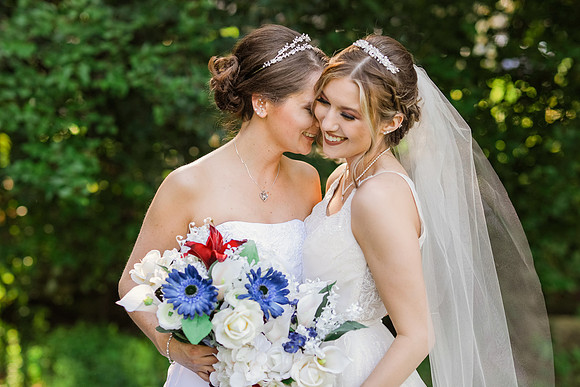 Wisconsin LGBT Wedding Photographer - LGBT Wisconsin Weddings - Memory Lane Photography by Jessica