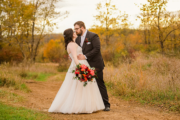 Milford Hills Fall Wedding - Memory Lane Photography by Jessica Lane - WI Wedding Photographer