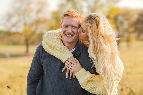 Wisconsin Fall Engagement Session - Memory Lane Photography by Jessica Lane - WI Wedding Photographe