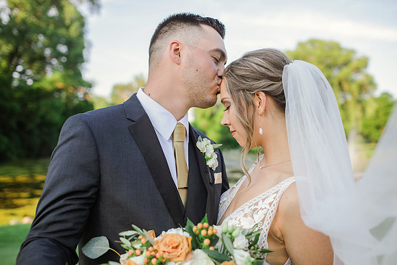Silver Spring Golf Club Wedding - Memory Lane Photography by Jessica Lane - Summer Wisconsin Wedding