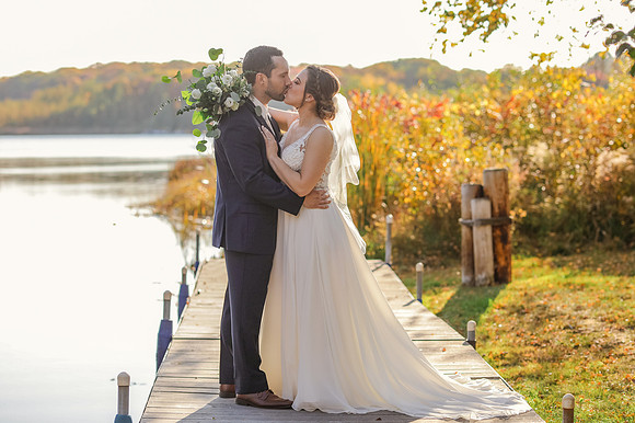 Delafield Fall Wedding - Memory Lane Photography by Jessica Lane - WI Wedding Photographer
